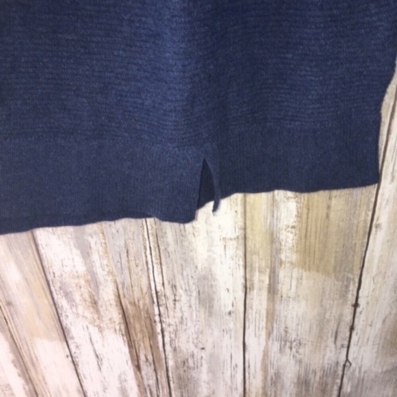 Victoria's Secret Navy Long Sleeve Tee - Picture 3 of 4